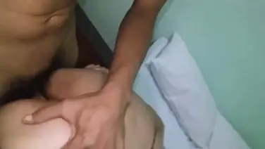 Hubungan Belakang Sangat Panas Dengan Pria Asing