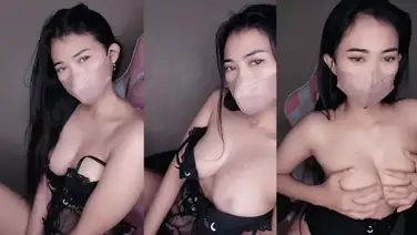 Myca Remas Toket Gede Sampai Keenakan, Ekspresi Kepuasan Sendiri yang Bikin Penonton Ikut Terpana